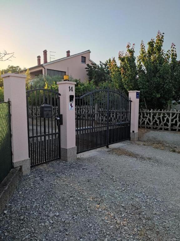 Casa da Billy Apartment Pula Bagian luar foto